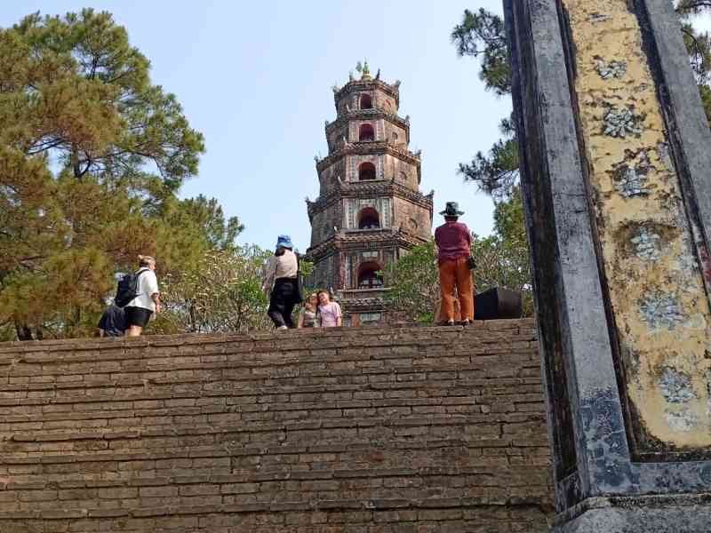 Pagode Thiên Mụ, un temple situé à Huế, au Vietnam, photo gratuite