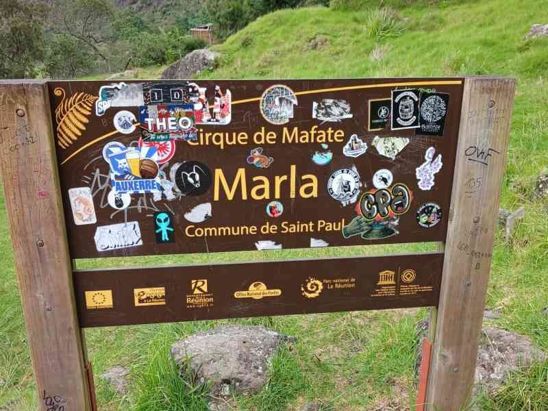 Randonnée au Cirque de Mafate sur l'île de La Réunion, spécifiquement à l'îlet de Marla, photo gratuite