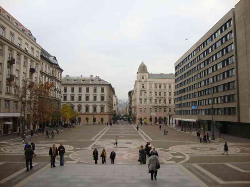 Edifices de la Basilique Saint-Etienne
