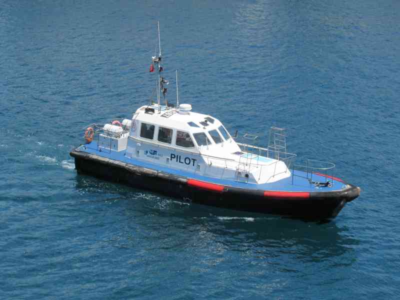 Bateau pilote