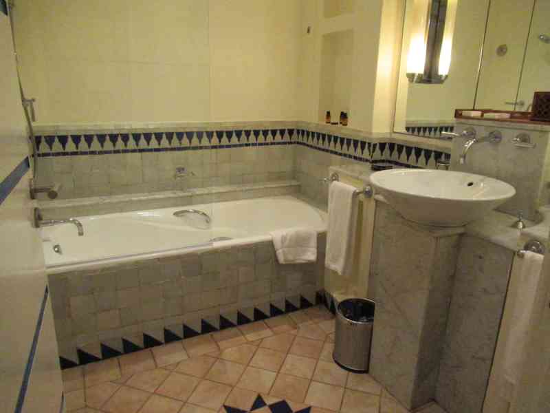 Salle de bain style marocain