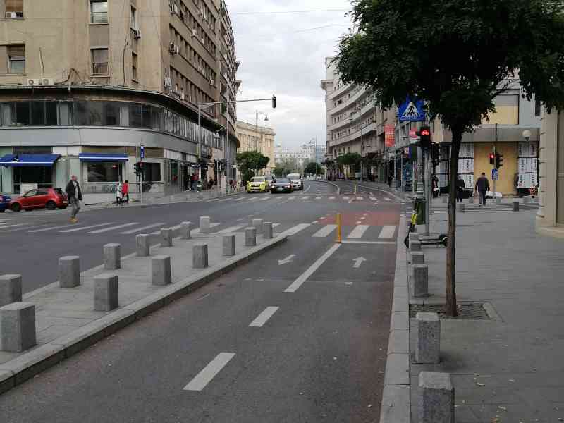 Pistes cyclables dans les rues de Bucarest en Roumanie