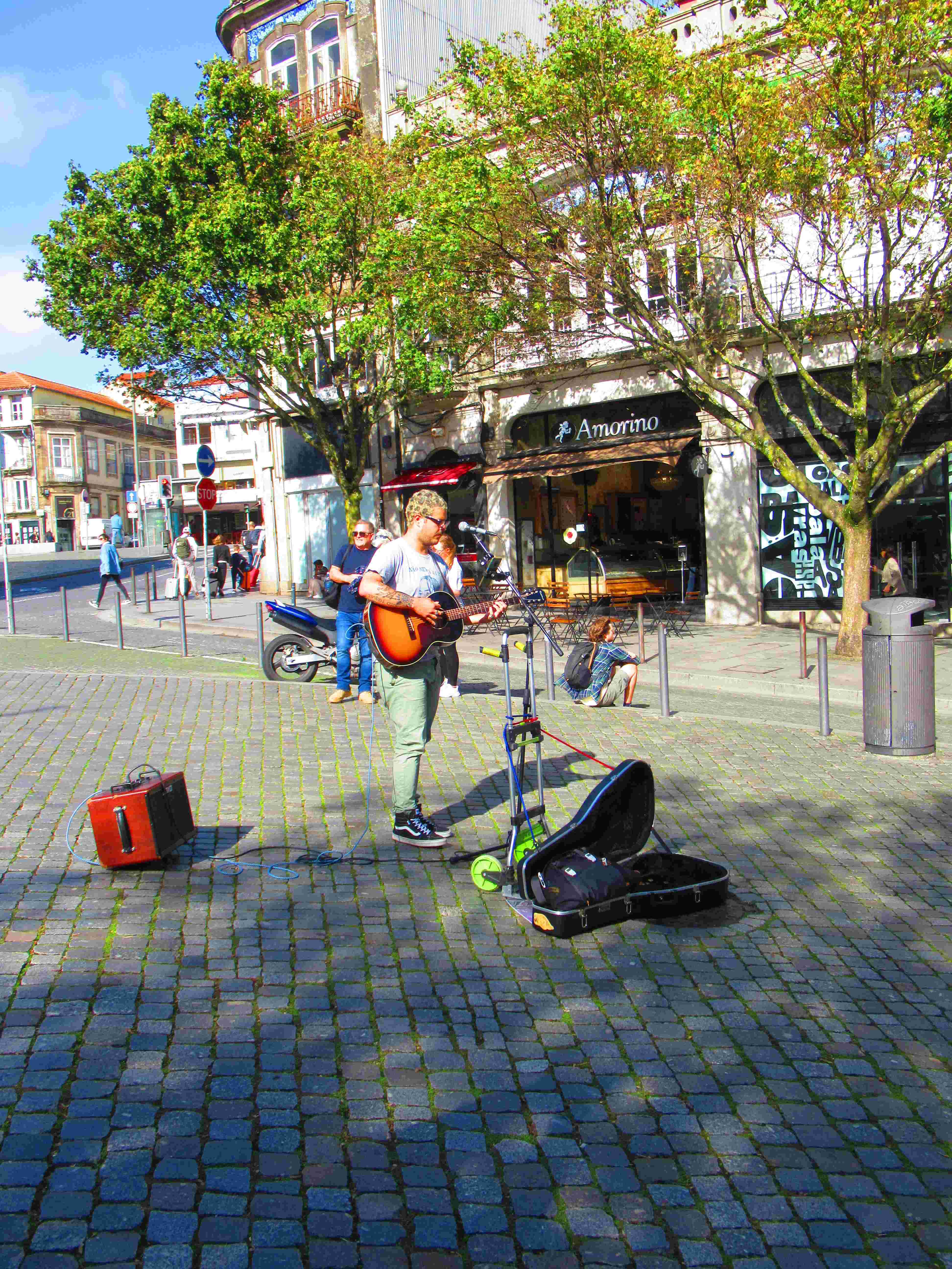 Guitare dans la rue