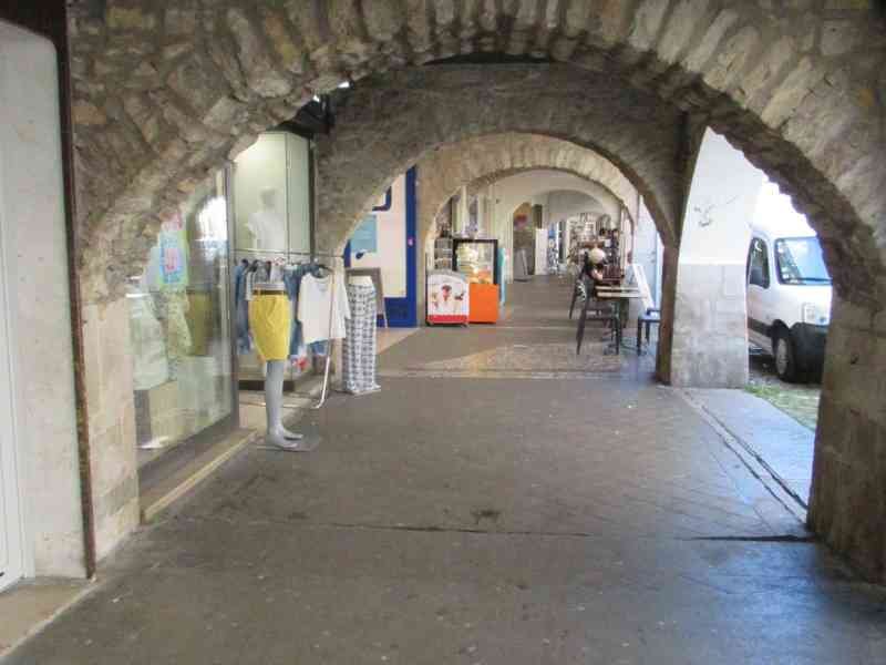 Rue du commerce à Lons-le-Saunier