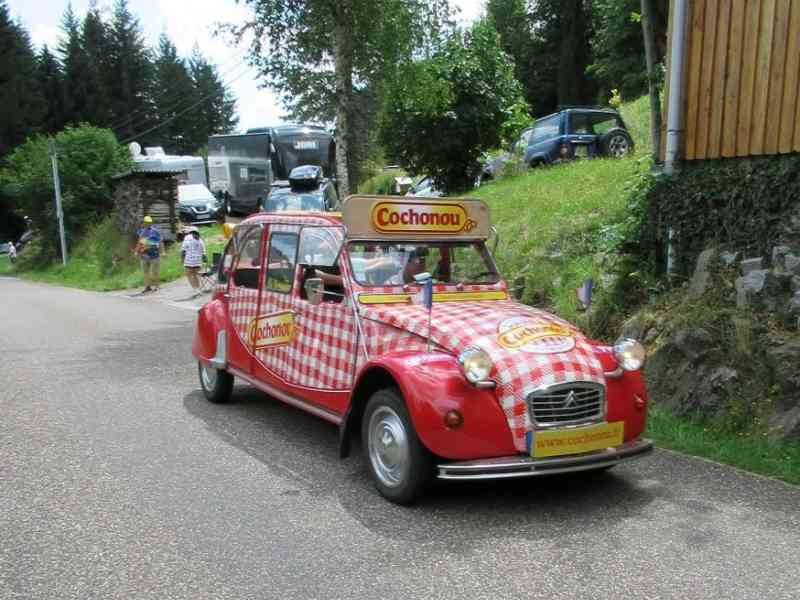 Citroën 2 chevaux publicitaire Cochonou