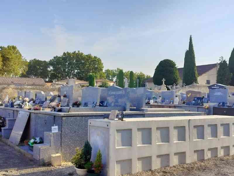 Cimetière de Pélissanne en France