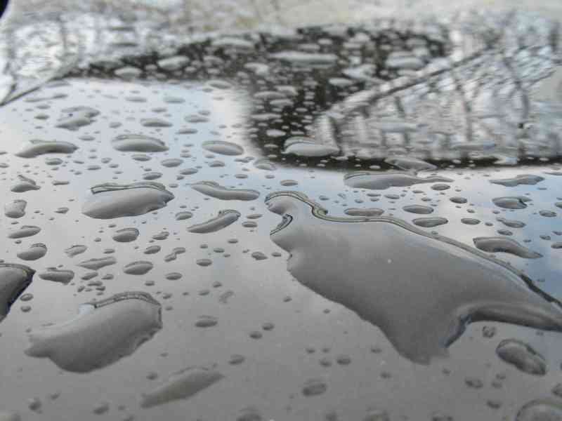 Gouttes de pluie - Regentropfen