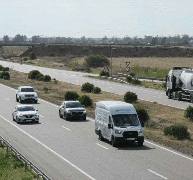 Voitures camionnette camion sur autoroute GIF - Autos Pickup-Truck auf der Autobahn GIF