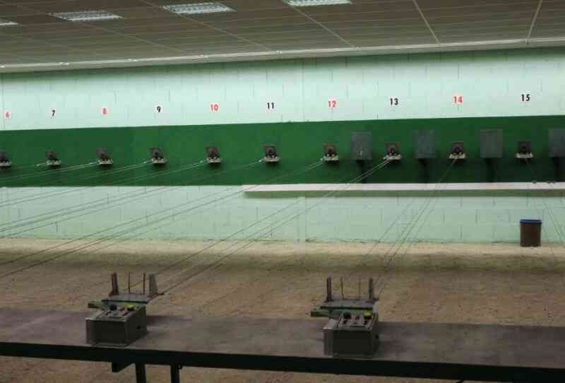 Postes de tir avec des mécanismes de commande photo gratuite