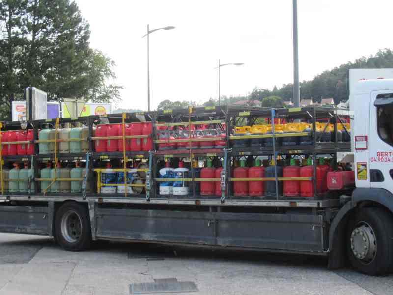Camion de bouteilles de gaz - Gasflaschenwagen