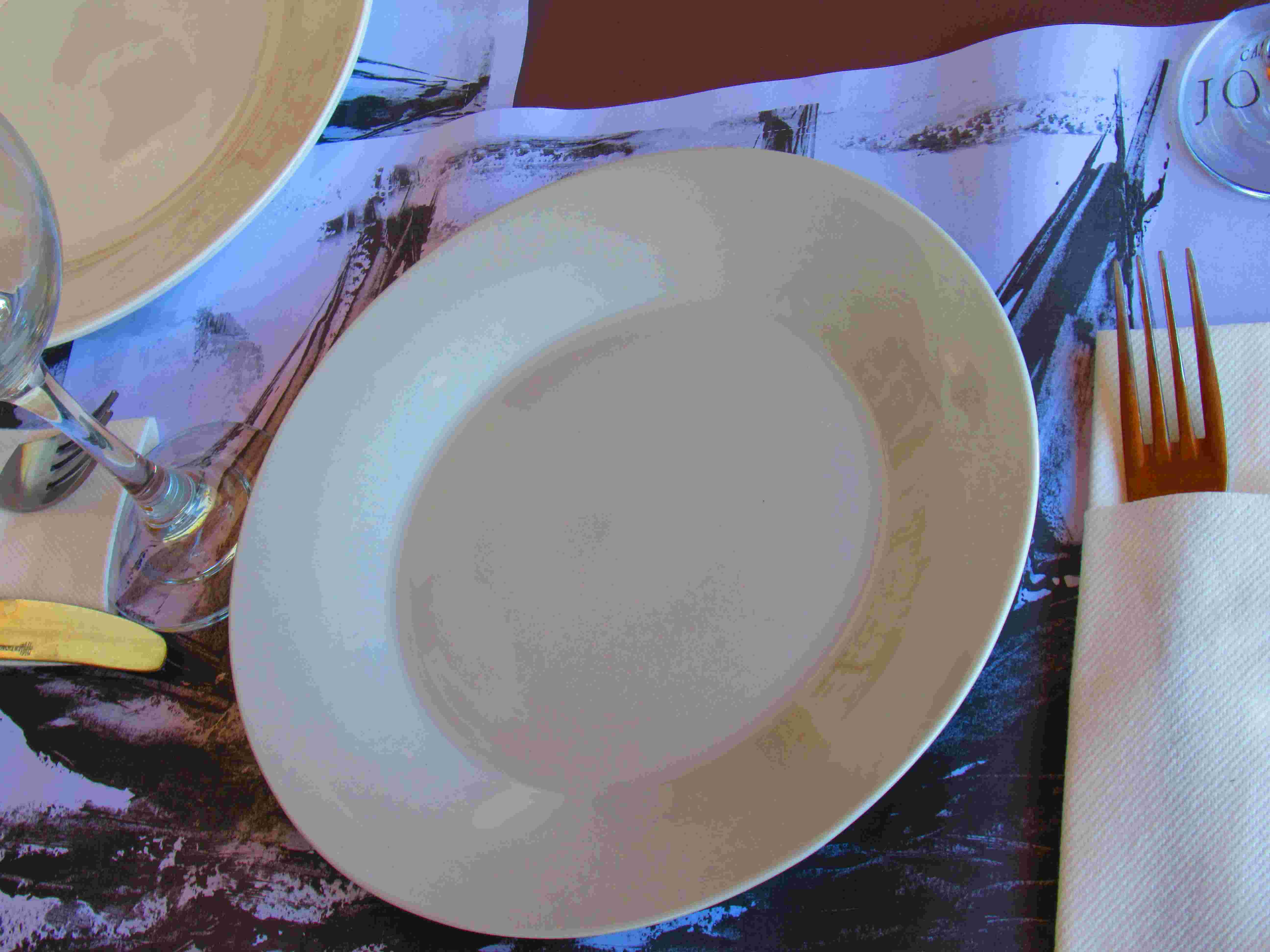 Assiette et couverts
