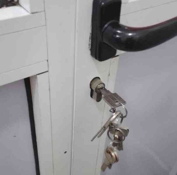 Clés, serrure et porte photo gratuite