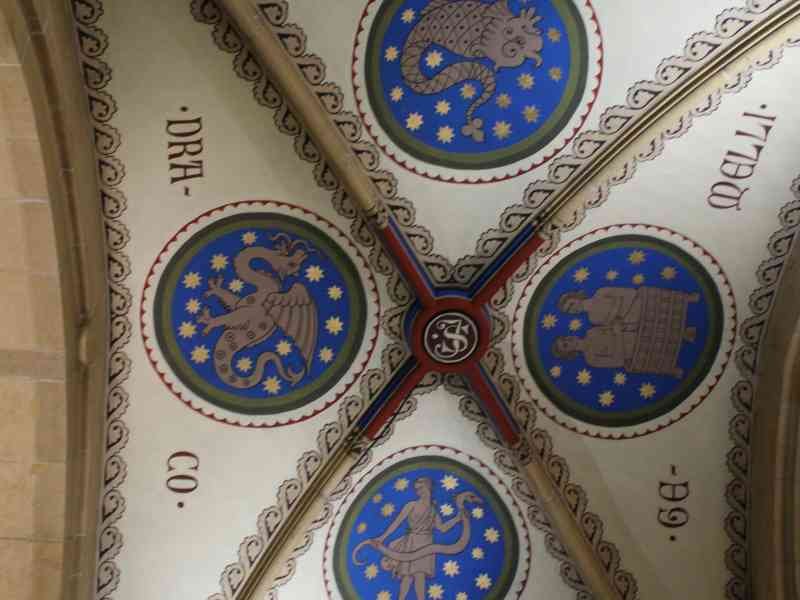 Voûte de plafond peinte de motifs astronomiques, photo gratuite