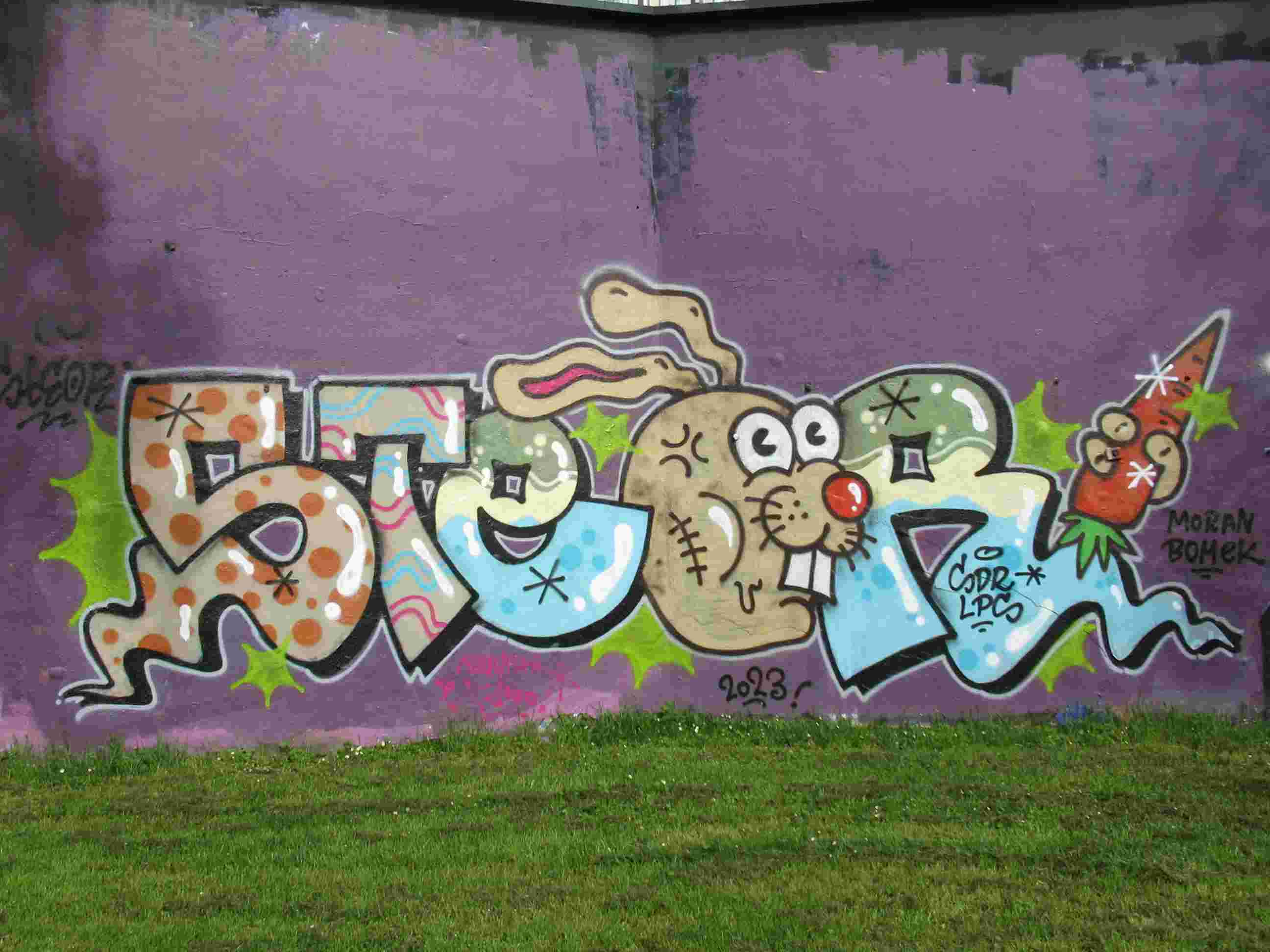 Graffiti lapin et carotte