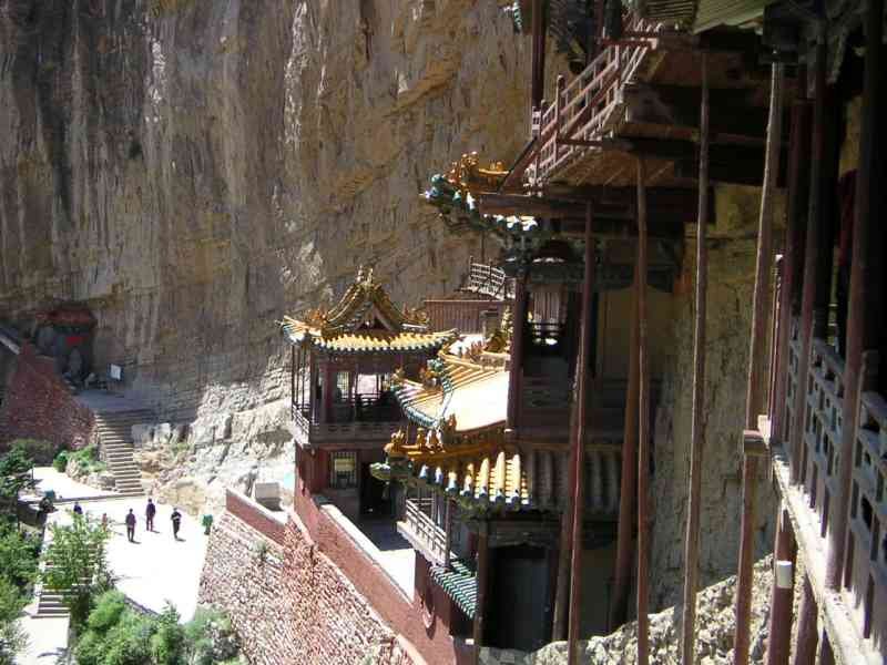 Bâtiments temple suspendu à flanc de montagne en chinois, Asie photo gratuite