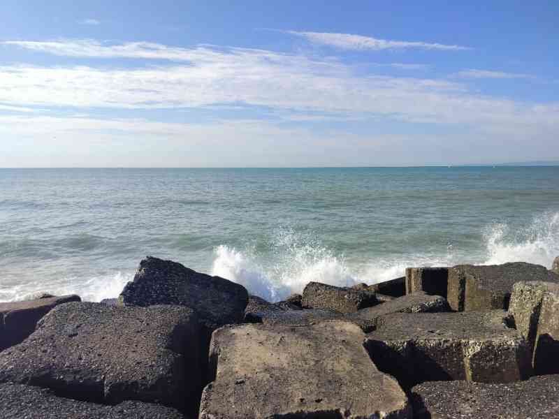 Vue sur la mer Méditerranée