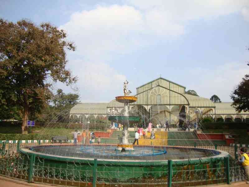 La fontaine du Jardin botanique Lal Bagh, photo gratuite