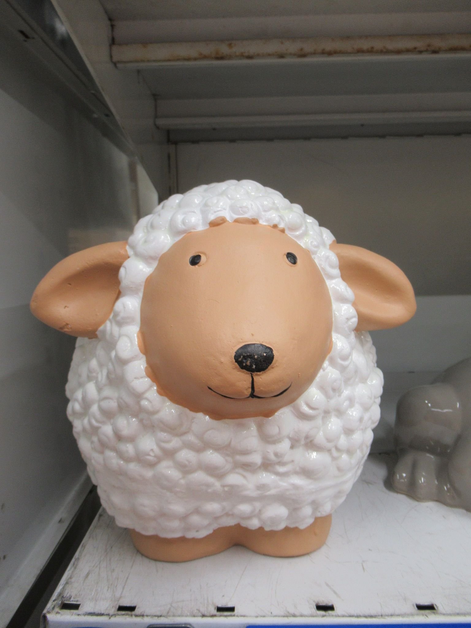 Figurine d'un mouton, photo gratuite