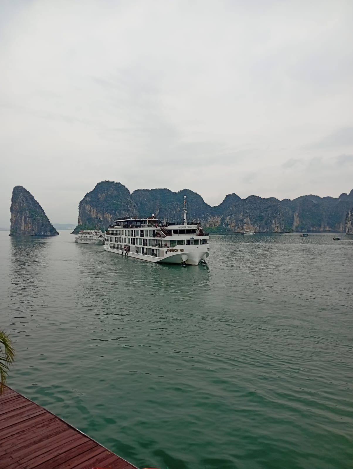 Bateau de croisière, baies d'Hạ Long, Vietnam, photo gratuite