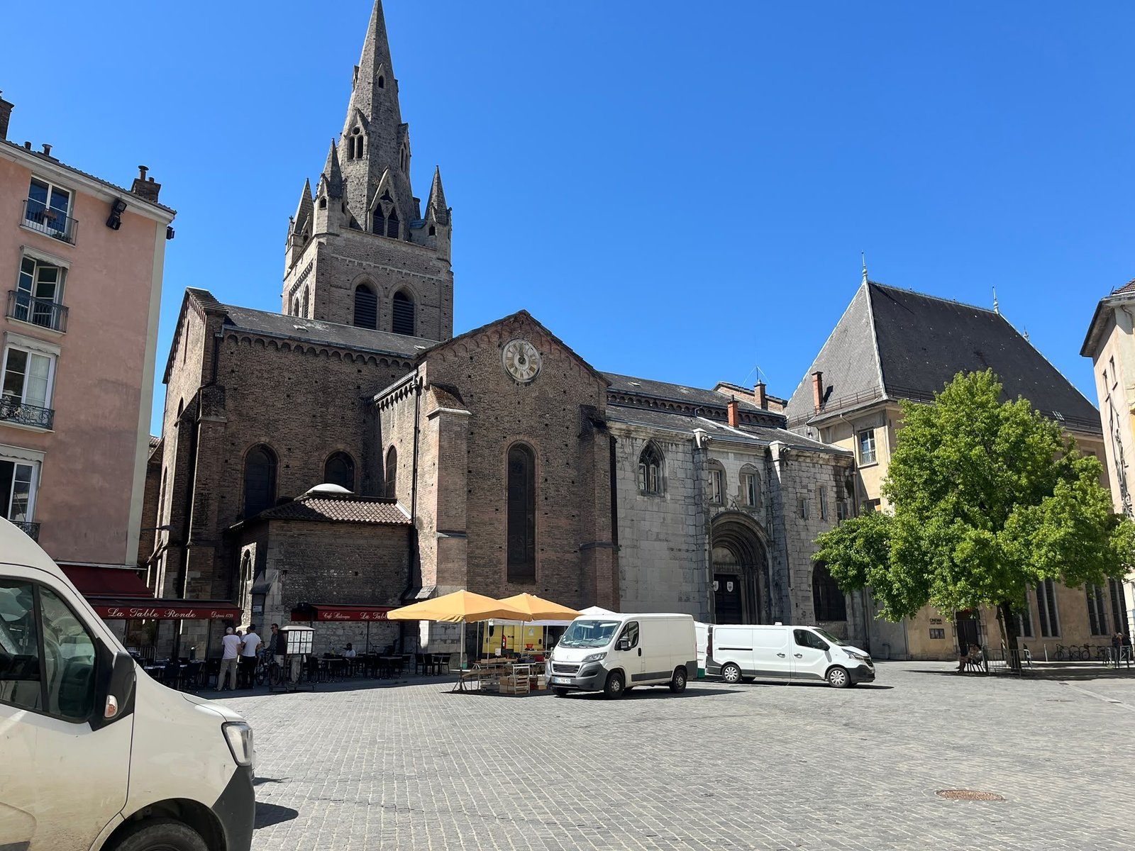 Eglise Saint-André, Grenoble, en Isère, France, photo gratuite