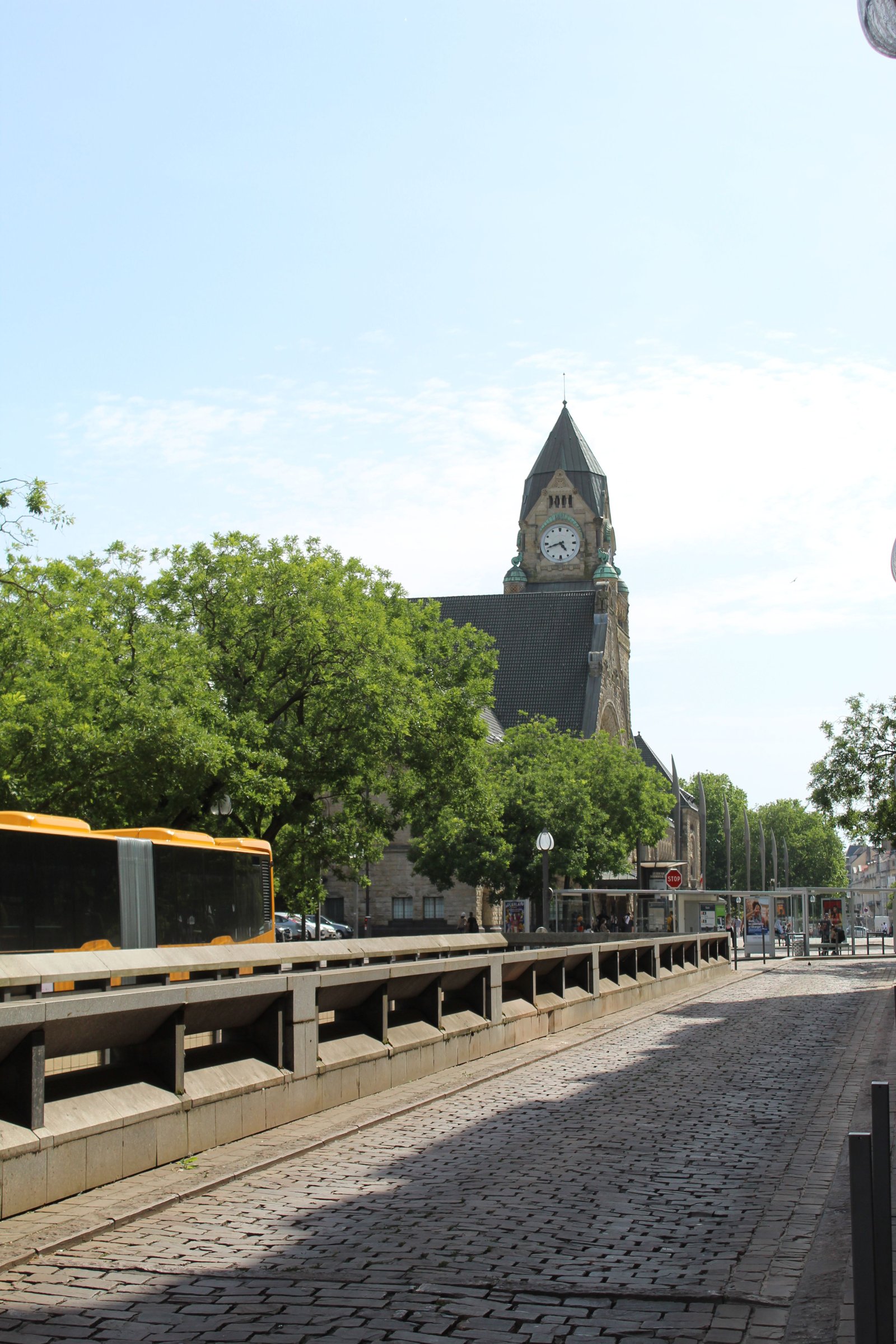 Exterieur de la gare de Metz, Moselle, France, photo gratuite